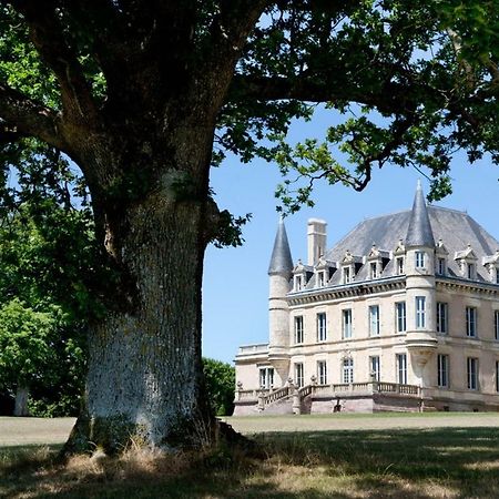 Chateau De La Goujonnerie Bed & Breakfast Loge-Fougereuse Exterior photo